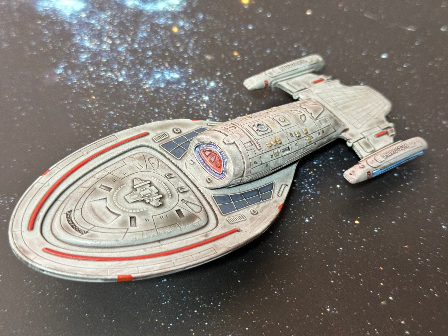 Star Trek USS Voyager NCC-74565 • 5.5” Model Eaglemoss scale, Painted or Raw print