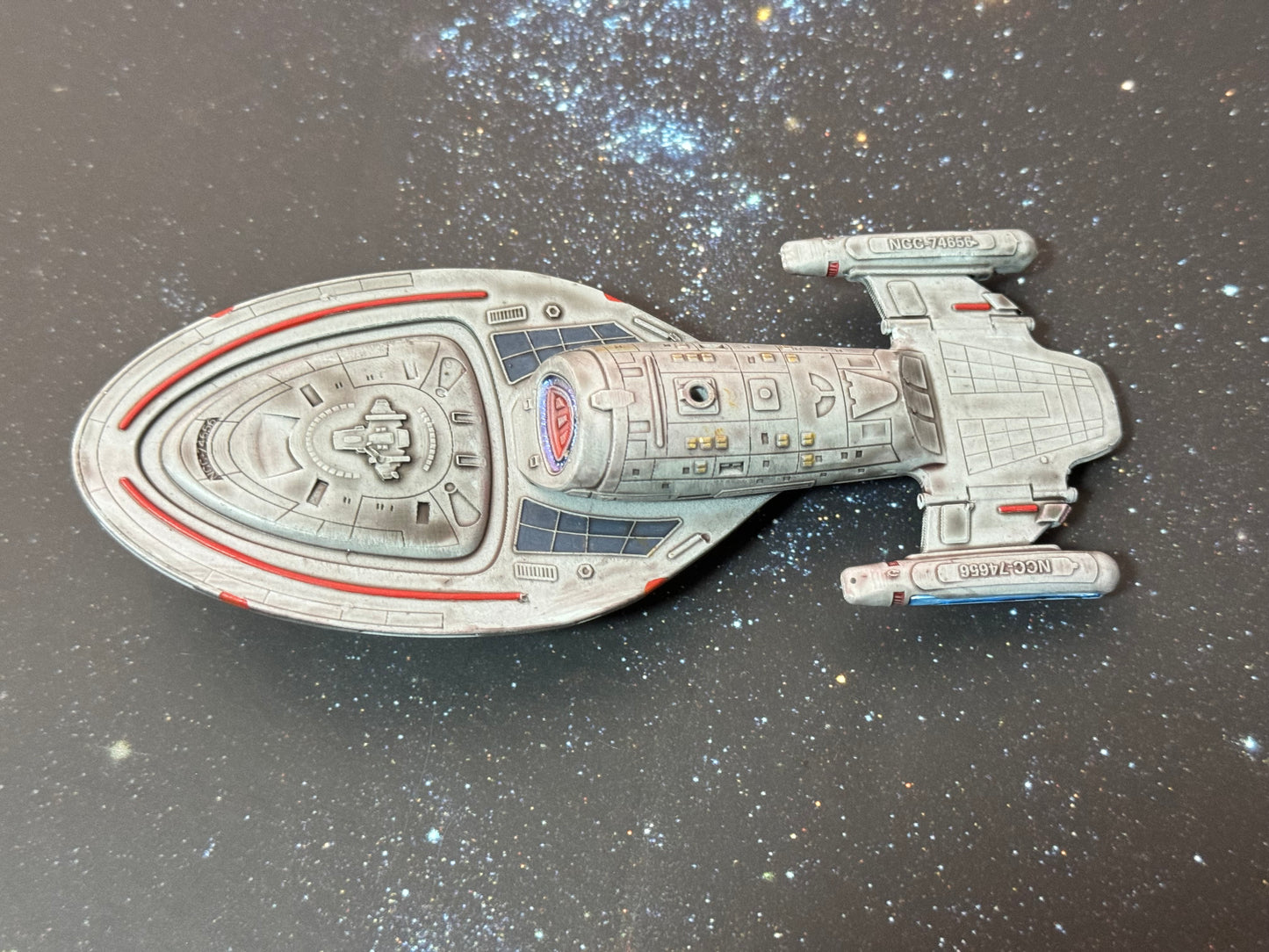 Star Trek USS Voyager NCC-74565 • 5.5” Model Eaglemoss scale, Painted or Raw print